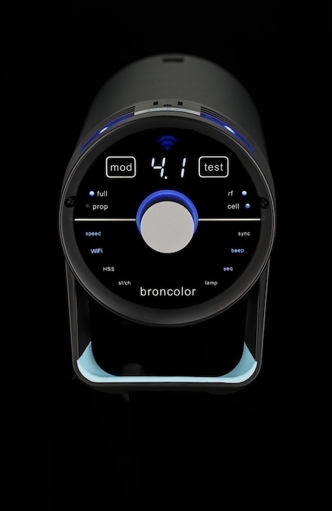 Actual product image Broncolor Siros 800 S Expert Kit 2 WiFi / RFS 2 (800 W, Set)