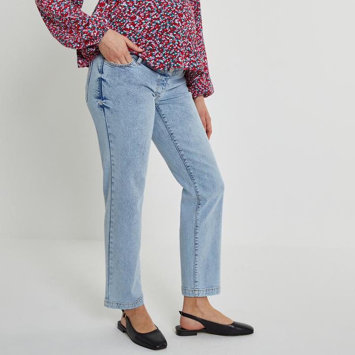 Actual product image La Redoute Collections Straight maternity jeans with high stretch insert at waistband (42)