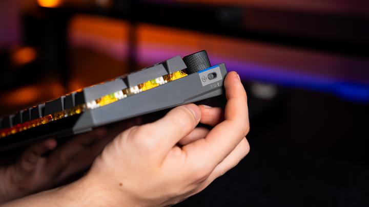 Produktbild Endorfy Thock V2 (US, Kabelgebunden, Kabellos)