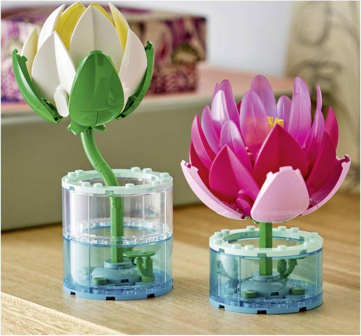 Actual product image LEGO Seerosen (LEGO Botanicals)
