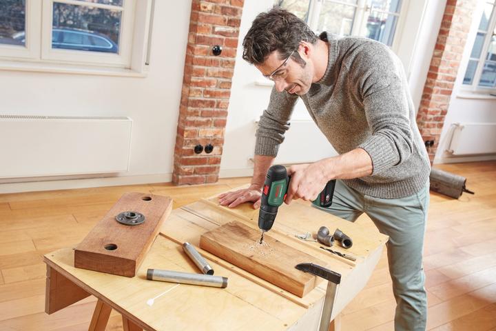 Produktbild Bosch Home & Garden UniversalImpact 18V