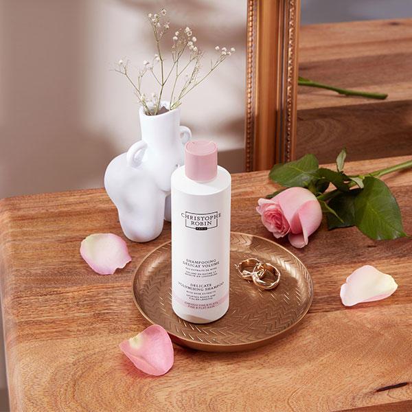 Image du produit Christophe Robin shampooing délicat volume naturel à la rose (250 ml, Shampoing liquide)