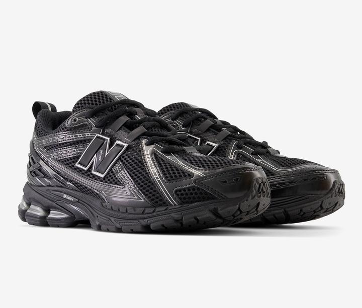 Image du produit New Balance M1906RCH (40)