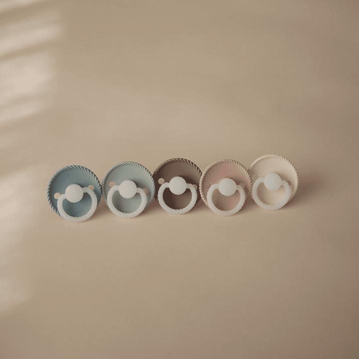 Produktbild Frigg 2Pack Latex Schnuller Rope Stone Stone Night 6-18 M (2 x, ab 18 Monaten)