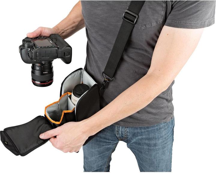 Produktbild Lowepro ProTactic 200 AW (Objektivtasche, 4.54 l)