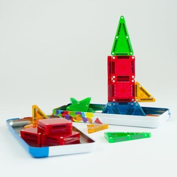 Actual product image Magna-Tiles microMags travel set