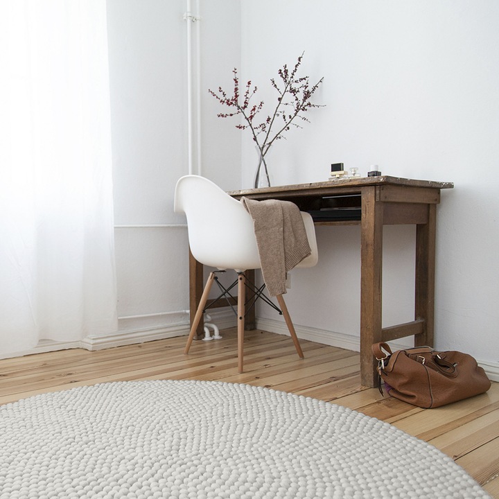 Produktbild Myfelt Linéa Filzkugelteppich (Ø 120 cm)