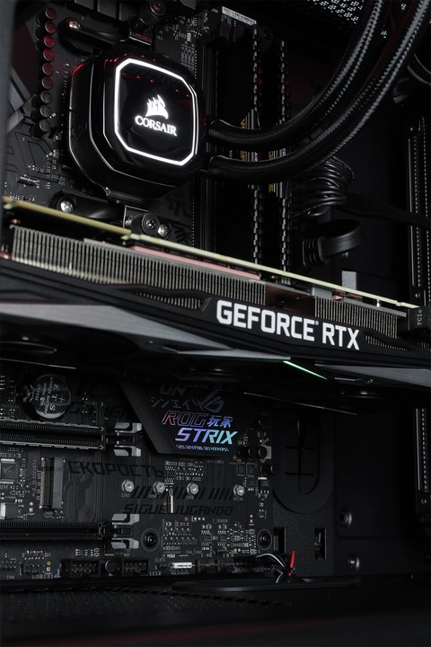 Produktbild Mifcom Savage Ryzen RTX2080 (AMD Ryzen 7 2700X, 16 GB, 500 GB, GeForce RTX 2080)