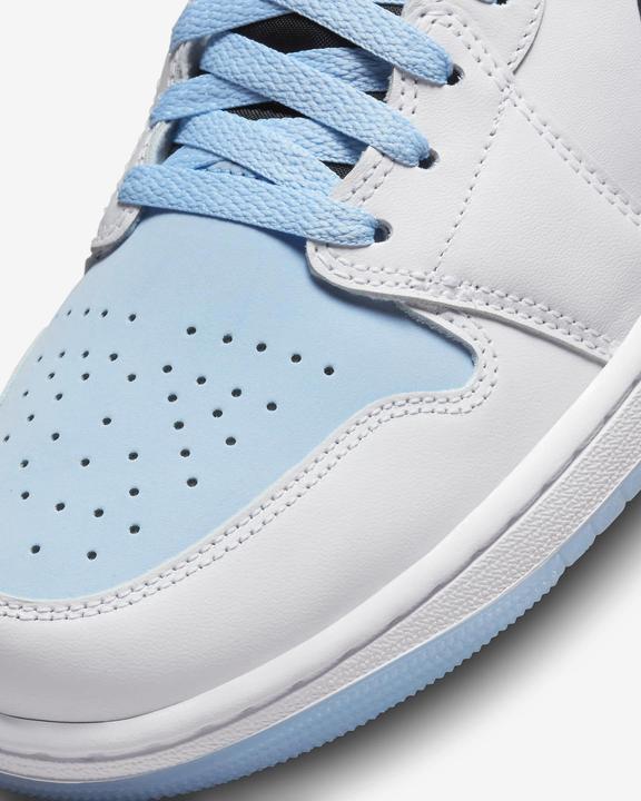 Image du produit Nike Air Jordan 1 (40)