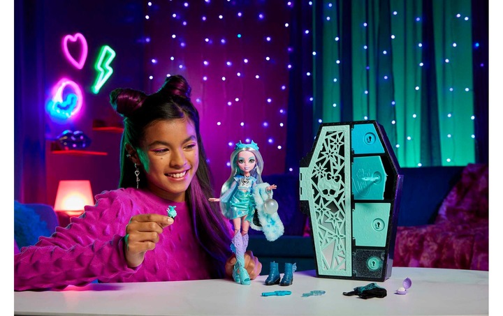 Actual product image Monster High Skulltimate Secrets™ Fearidescent™ Lagoona Blue™ Doll