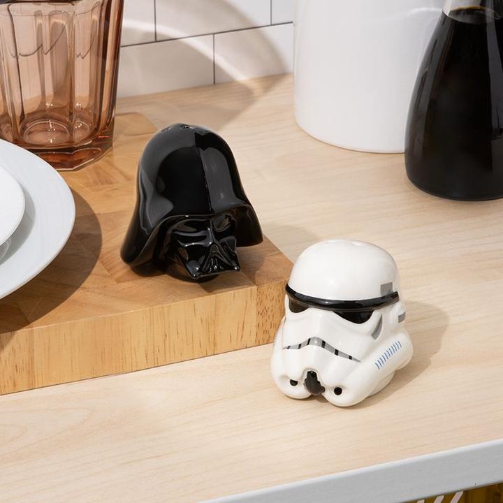 Produktbild Paladone Products Star Wars - Salière et poivrière en céramique Dark Vador et Stormtrooper (Salz, Pfeffer)