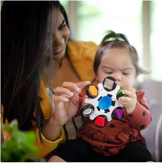 Produktbild Baby Einstein Curiosity Clutch