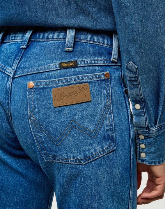 Actual product image Wrangler Jeans Low Rise Cowboy Jean (32)