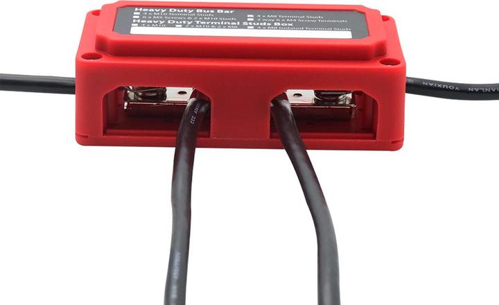 Image du produit Offgridtec BusBar Box Rouge 4 x M8 boulons de connexion, y compris le couvercle et les vis de fixation