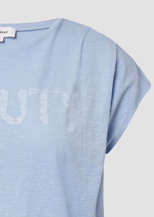 Actual product image S.Oliver T-Shirt Ärmelloses T-Shirt im Relaxed Fit mit Frontprint (38)