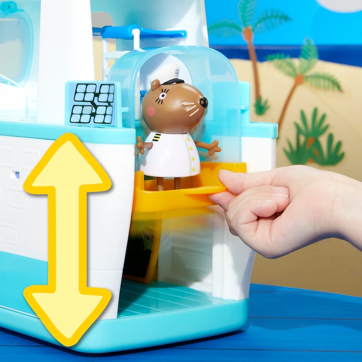Actual product image Hasbro Peppa's cruise ship