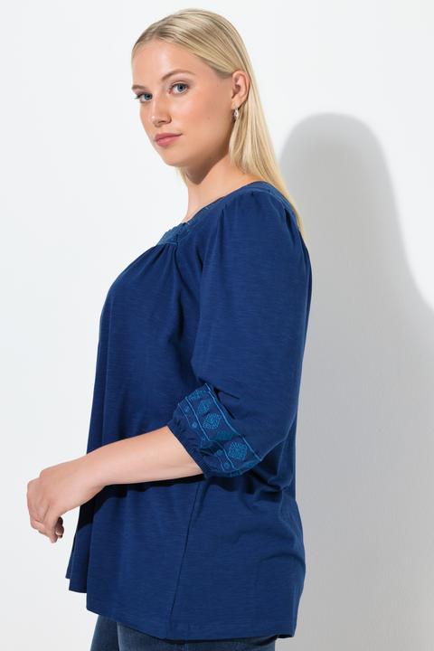 Immagine prodotto Ulla Popken T-shirt con ricami, scollo rettangolare e maniche a 3/4 (54)
