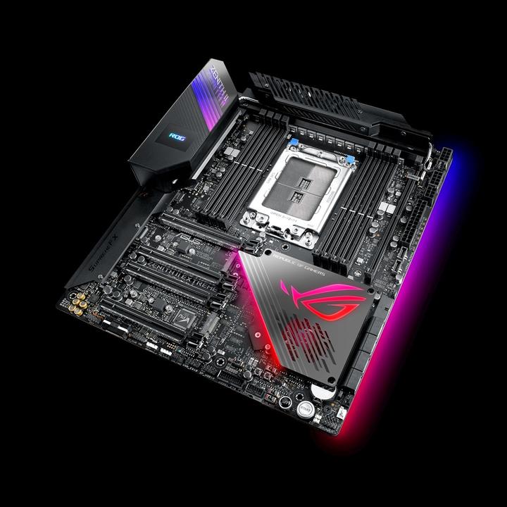 Actual product image ASUS ROG Zenith II Extreme (TRX4, E-ATX)