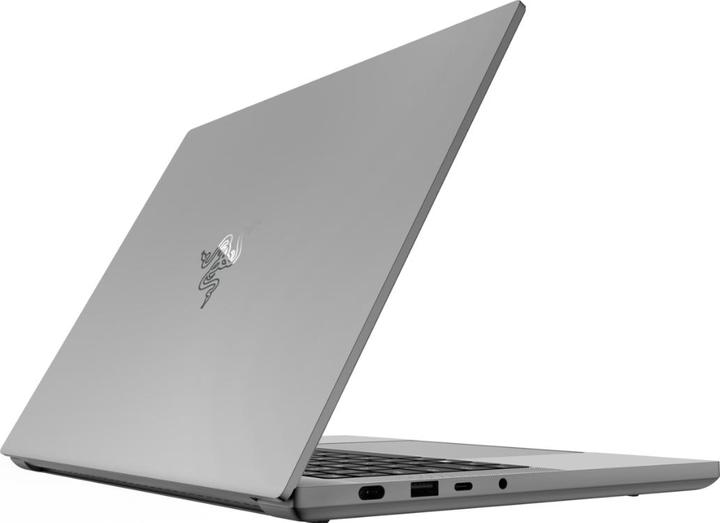 Immagine prodotto Razer Blade 14 (14", AMD Ryzen 9 8945HS, 32 GB, 1000 GB, DE)