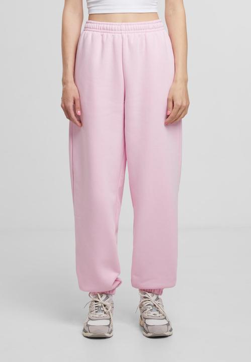 Actual product image Mister Tee MisterTee Real Queen EMB Ladies Fluffy Sweatpants - 193911 (L)