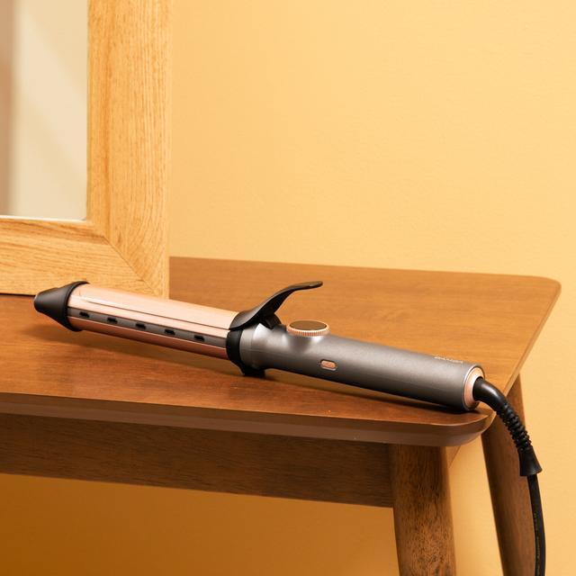 Actual product image Cecotec Manual Curling Iron Bamba SurfCare Epic Curly Sphere 32mm Ceramic and Tourmaline Temperature