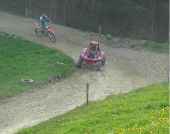 Produktbild Quad auf Motocross Strecke (1 Pers.)