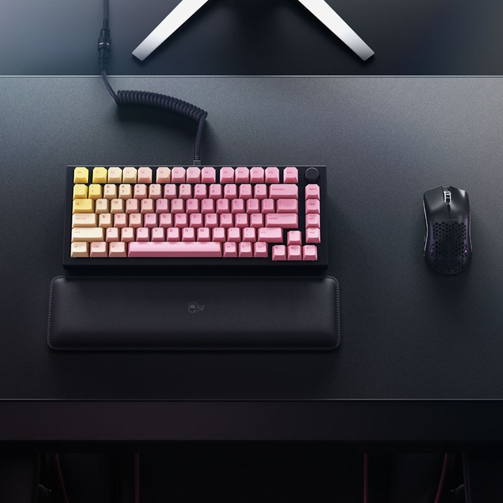 Actual product image Glorious GPBT Keycaps