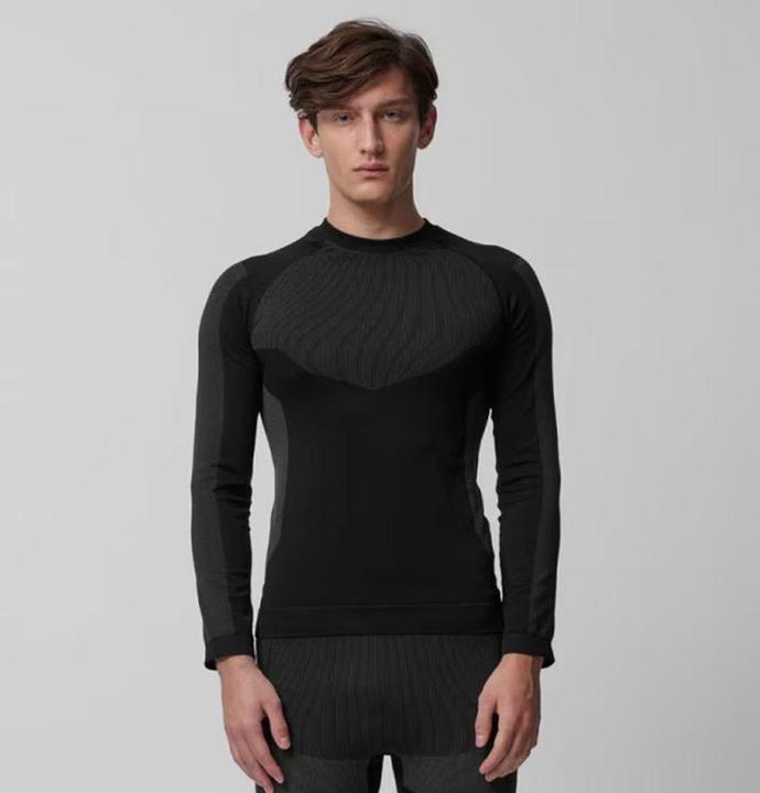 Produktbild Outhorn Herren M101 Thermoactive T-Shirt Tiefschwarz OTHAW23USEAM101 20S M/L (M, L)