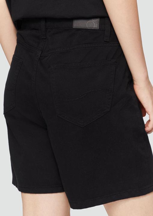 Actual product image S.Oliver Jeans-Hose Jeans-Shorts Mom / Relaxed Fit / High Rise (32)