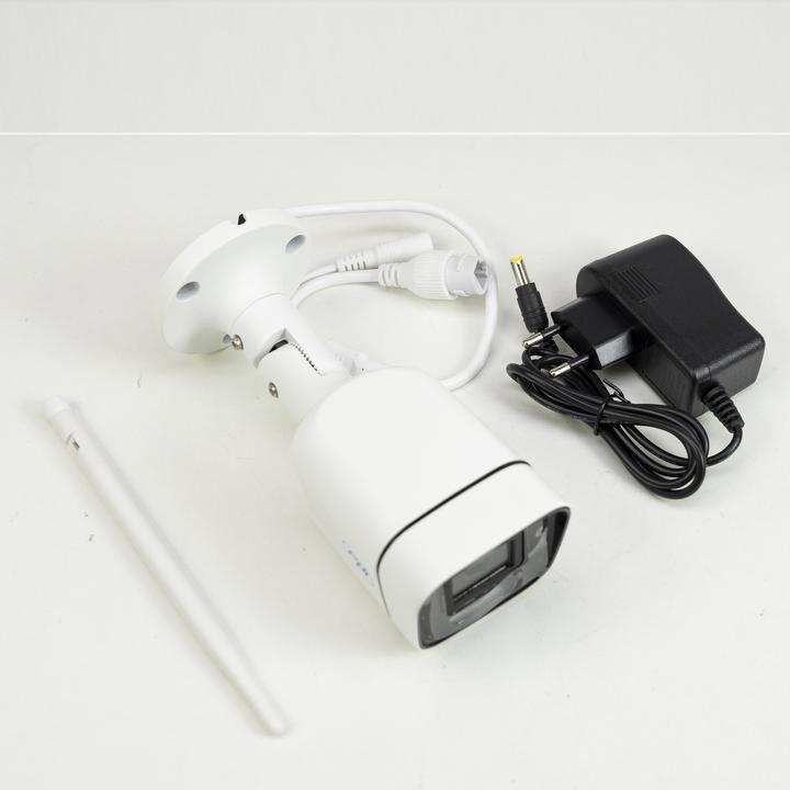 Actual product image PNI IP660MP 3MP video surveillance camera, wireless, with IP, outdoor and indoor, only for House