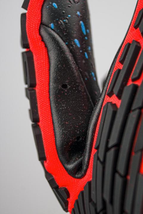 Produktbild Reusch Attrakt Freegel Fusion Goaliator Torwarthandschuhe (9.5)