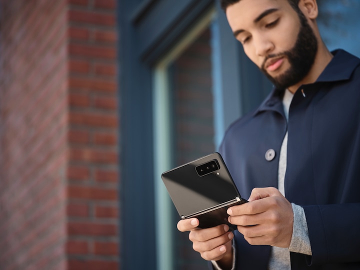 Produktbild Microsoft Surface Duo 2 B2B (256 GB, Obsidian, 8.30", SIM + eSIM, 12 Mpx, 5G)