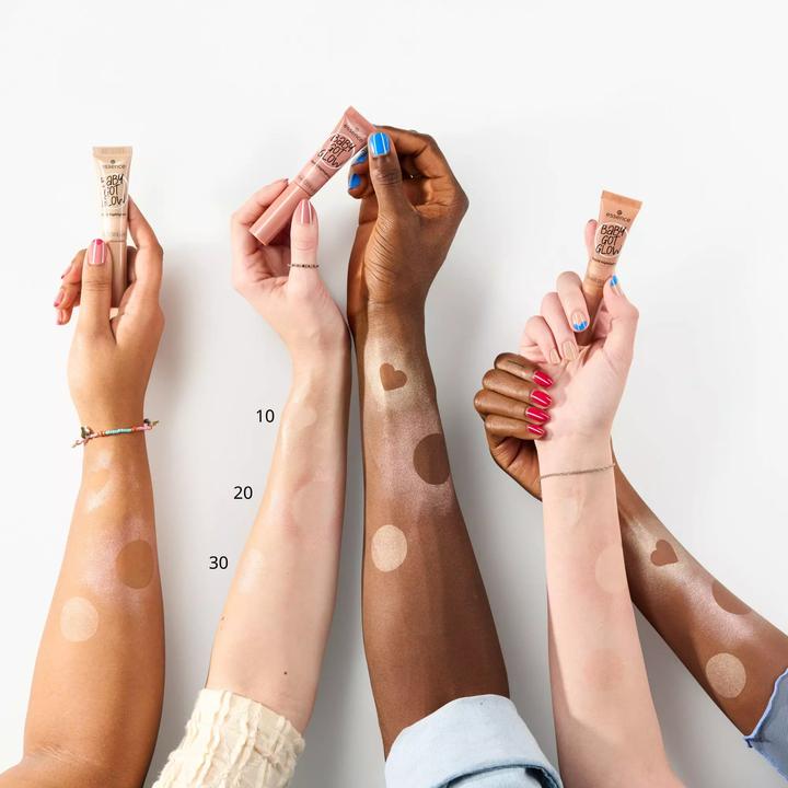 Actual product image essence BABY GOT GLOW liquid highlighter (30 Breezy Bronze, Highlighter)