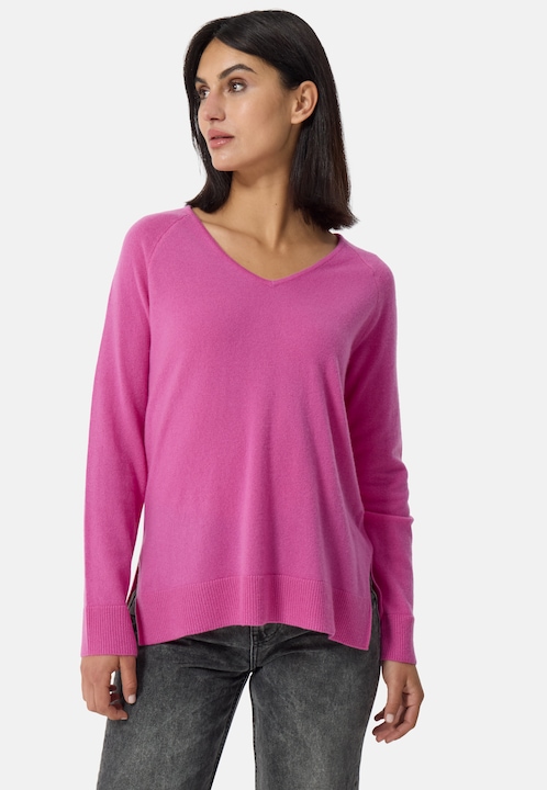 Dusky pink