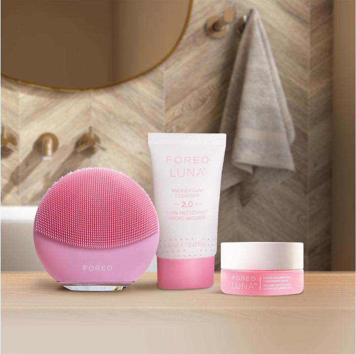 Actual product image Foreo Luna 4 mini Holiday Set
