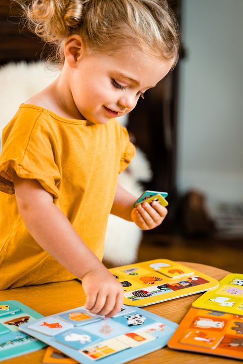 Produktbild Nathan 30053 Brettspiel Kartenspiel Matching (Französisch, 1 - 5 Spieler)