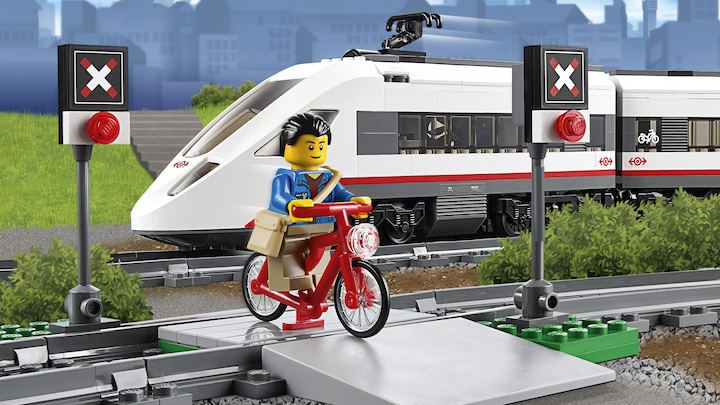 Actual product image LEGO City High Speed Train (60051, LEGO City)