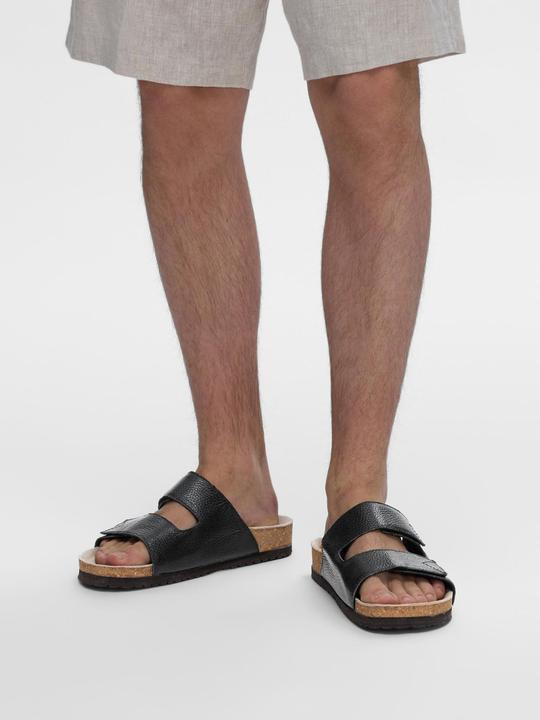 Actual product image Bastian (44)