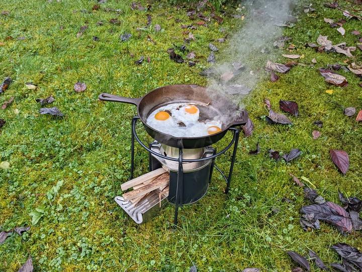 Produktbild Relags Raketenofen Lightweight Campingofen Rauchfreie, Konzentrierte Flammenverteilung