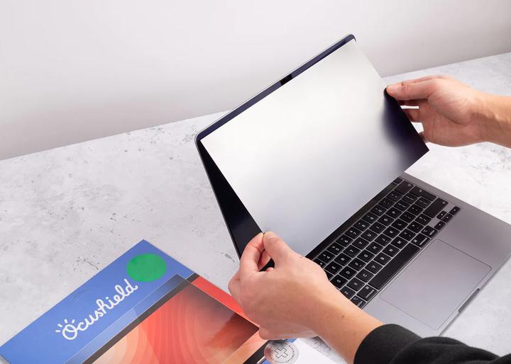 Image du produit Ocushield Protecteur d'écran anti-lumière bleue 16 (16")