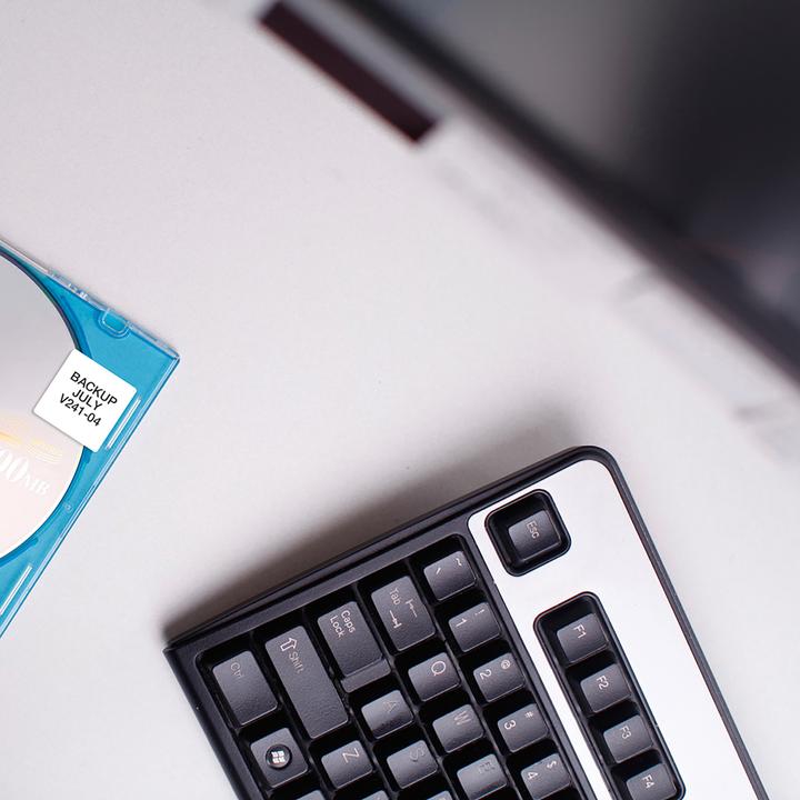 Produktbild Dymo S0929120 quadratische Mehrzweck-Etiketten (2.50 cm)