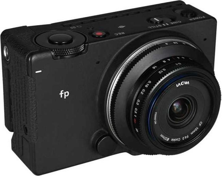 Image du produit Laowa 10mm 1:4 Pancake L-Mount (APS-C) noir (Manual Focus) (Nouveauté) (Monture L, APS-C / DX)