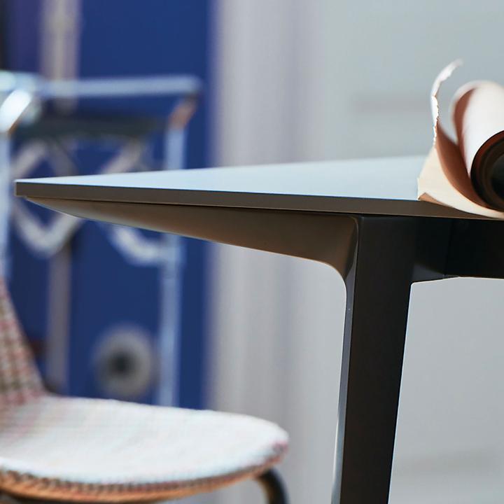 Produktbild MDF Italia Axy Tisch (240 x 90 x 73 cm)