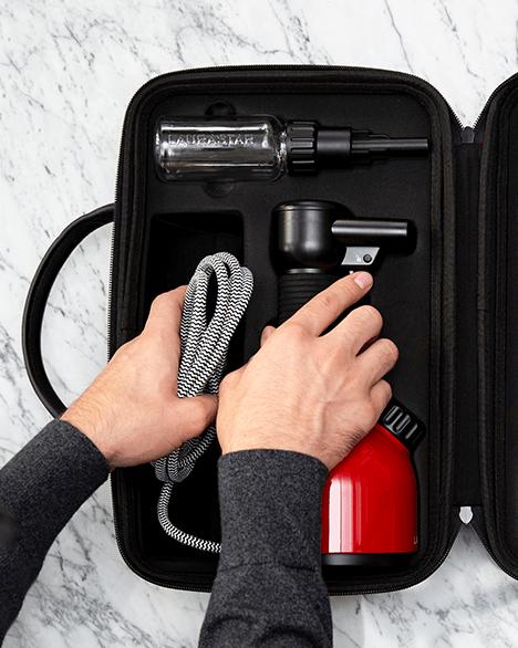 Actual product image Laurastar IGGI Luxury Edition, Zuiverende Stomer, Desinfecteert, Reinig stoffen en voorwerpen, Compacte Draag (850 W)