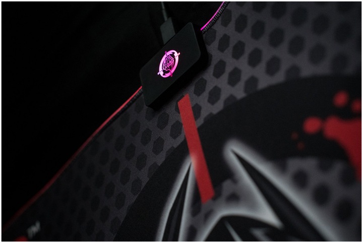 Actual product image Zeroground MP-1900G SHINTO Extreme V2.0 RGB Gaming Mouse Pad 350x250mm