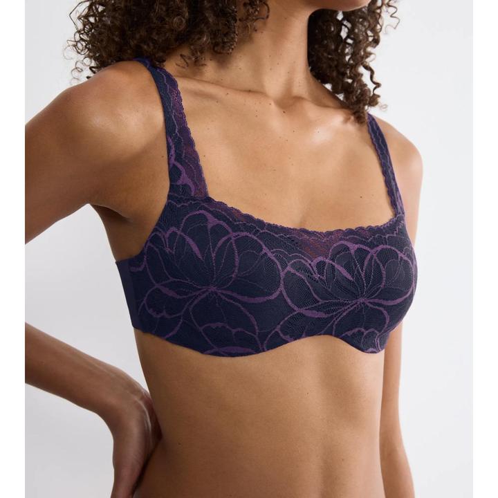 Actual product image Triumph Bügel-BH Body Make-Up Illusion Lace Balconette (Single pack, 80 E)