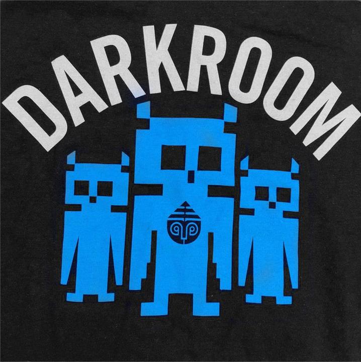 Produktbild Darkroom Invaders T-shirt (L)