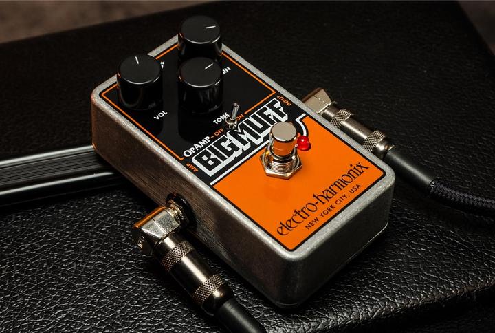 Actual product image Electro-Harmonix Op Amp Big Muff Pi (Electric guitar)