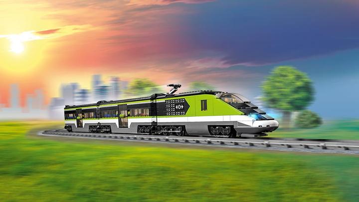 Actual product image LEGO Passenger express train (60337, LEGO City, LEGO Powered UP)