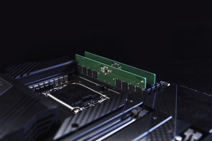 Actual product image Kingston ValueRam (1 x 16GB, 4800 MHz, DDR5 RAM, DIMM)